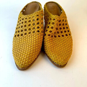 Mi.iM Paris Woven Leather Mules